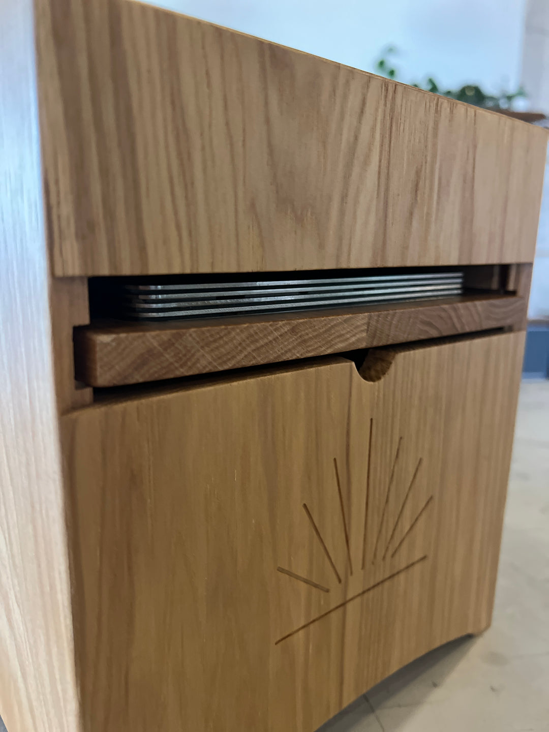 Scalar Home Stand (Energy Plates not included)