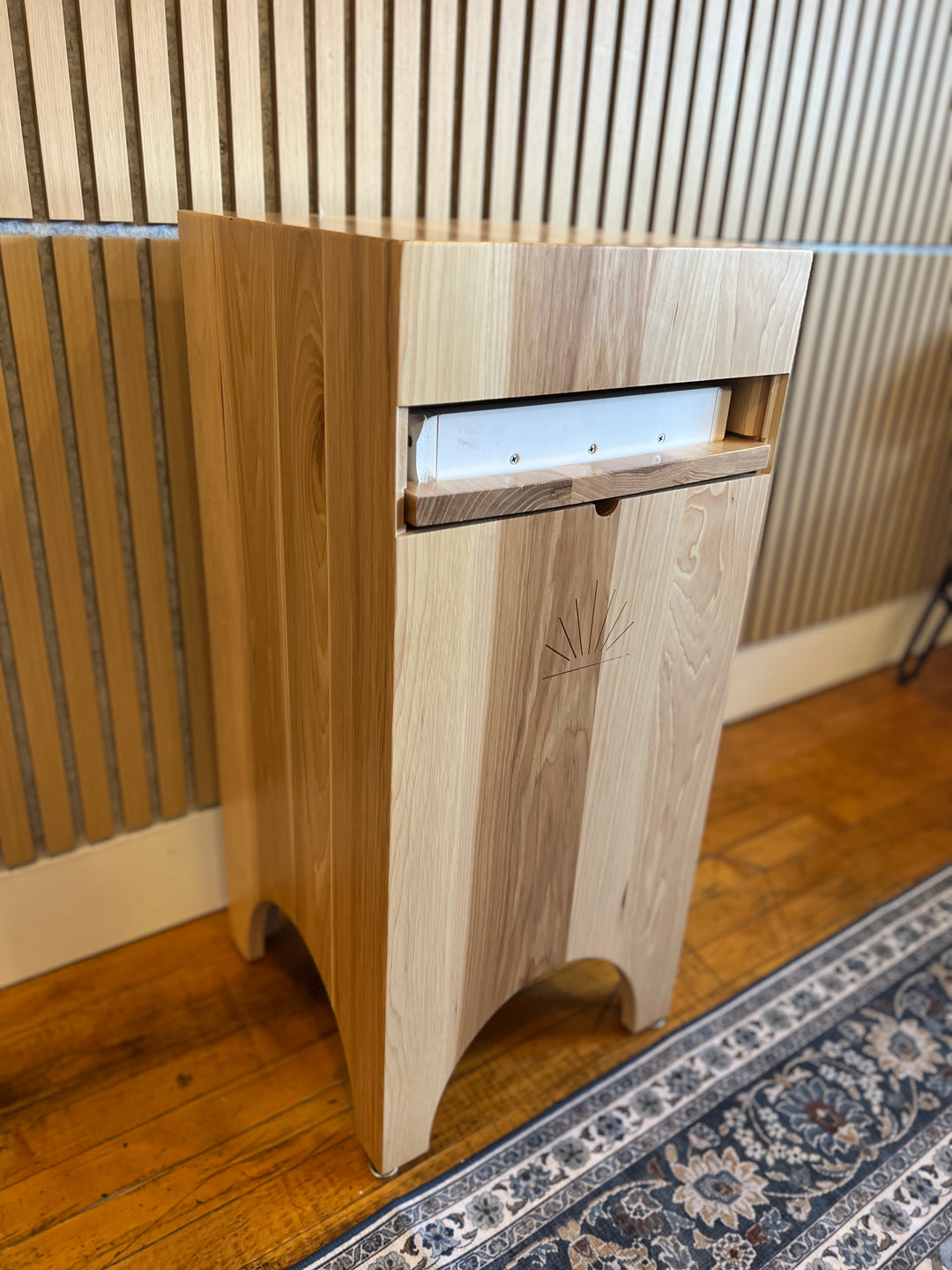 Geofield Conditioner Stand