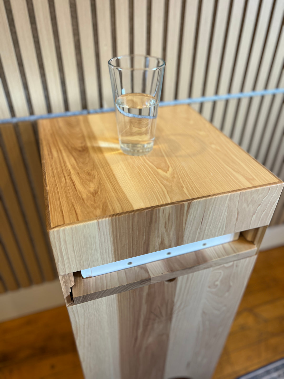 Geofield Conditioner Stand